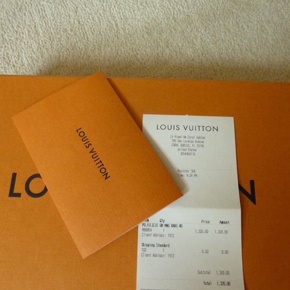 LOUIS VUITTON Felicie Pochette LV Logo Canvas Chain Strap Bag (LIMITED EDITION) - Picture 5 of 16